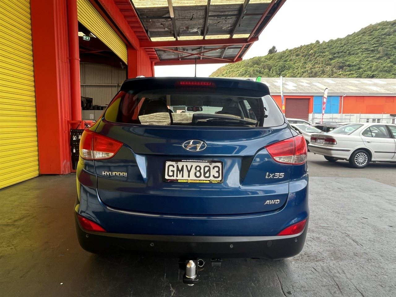 Vehicle image 5