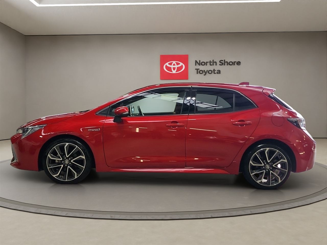 Vehicle image 4