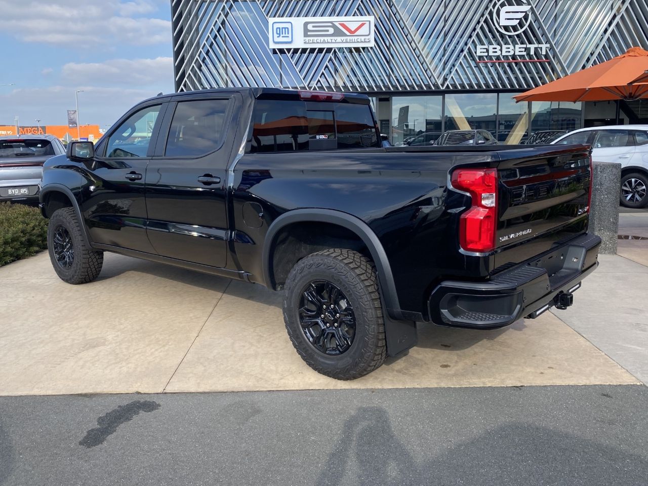 Vehicle image 2