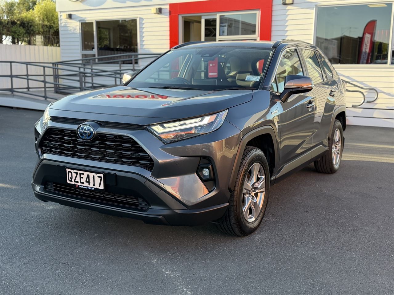 Vehicle image 3
