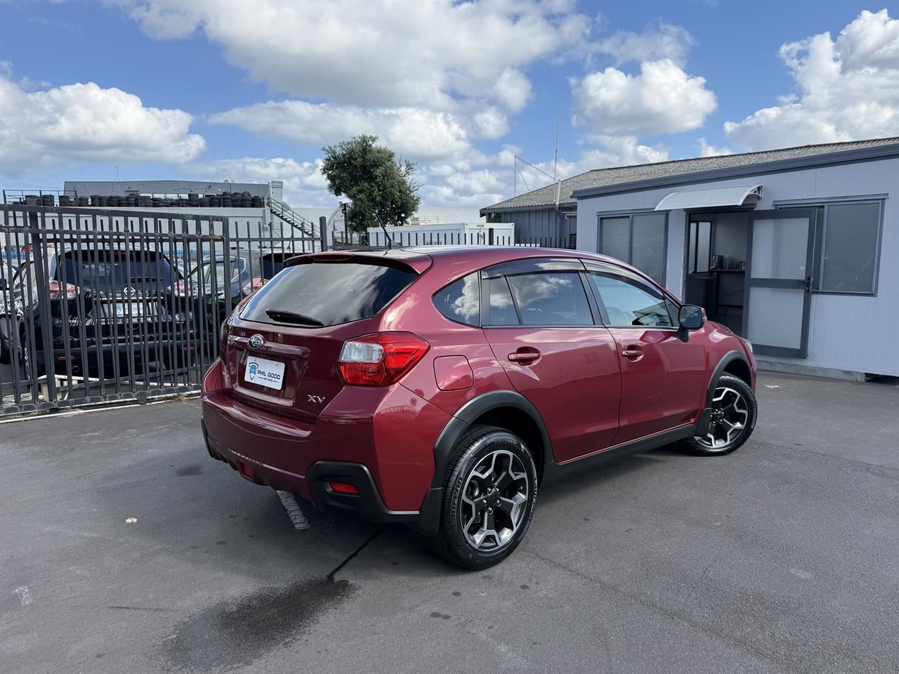 Vehicle image 5