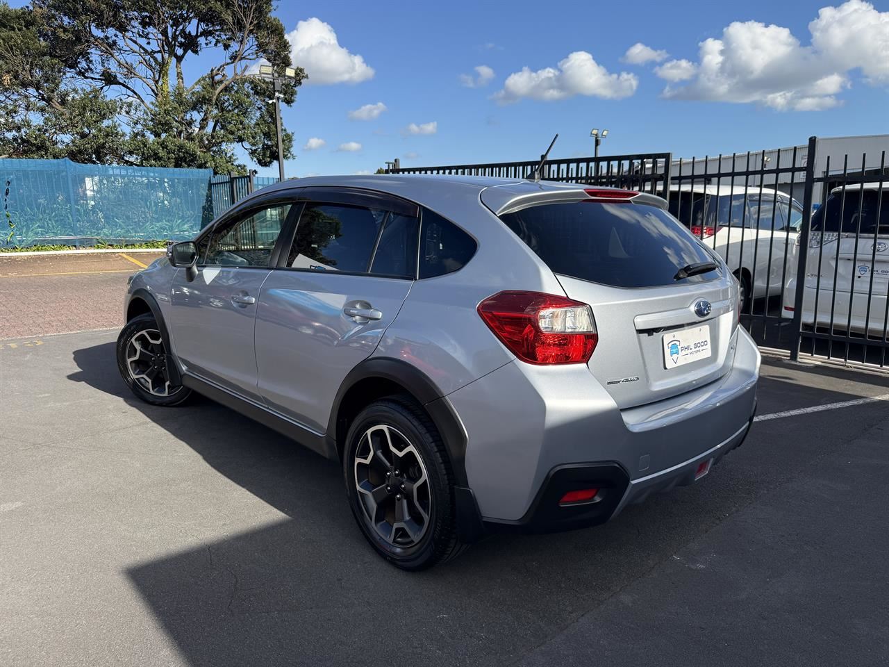 Vehicle image 3