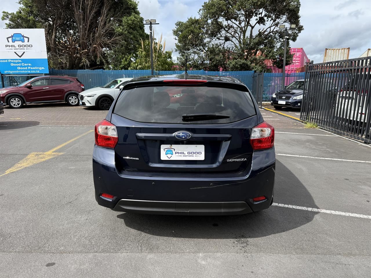 Vehicle image 4