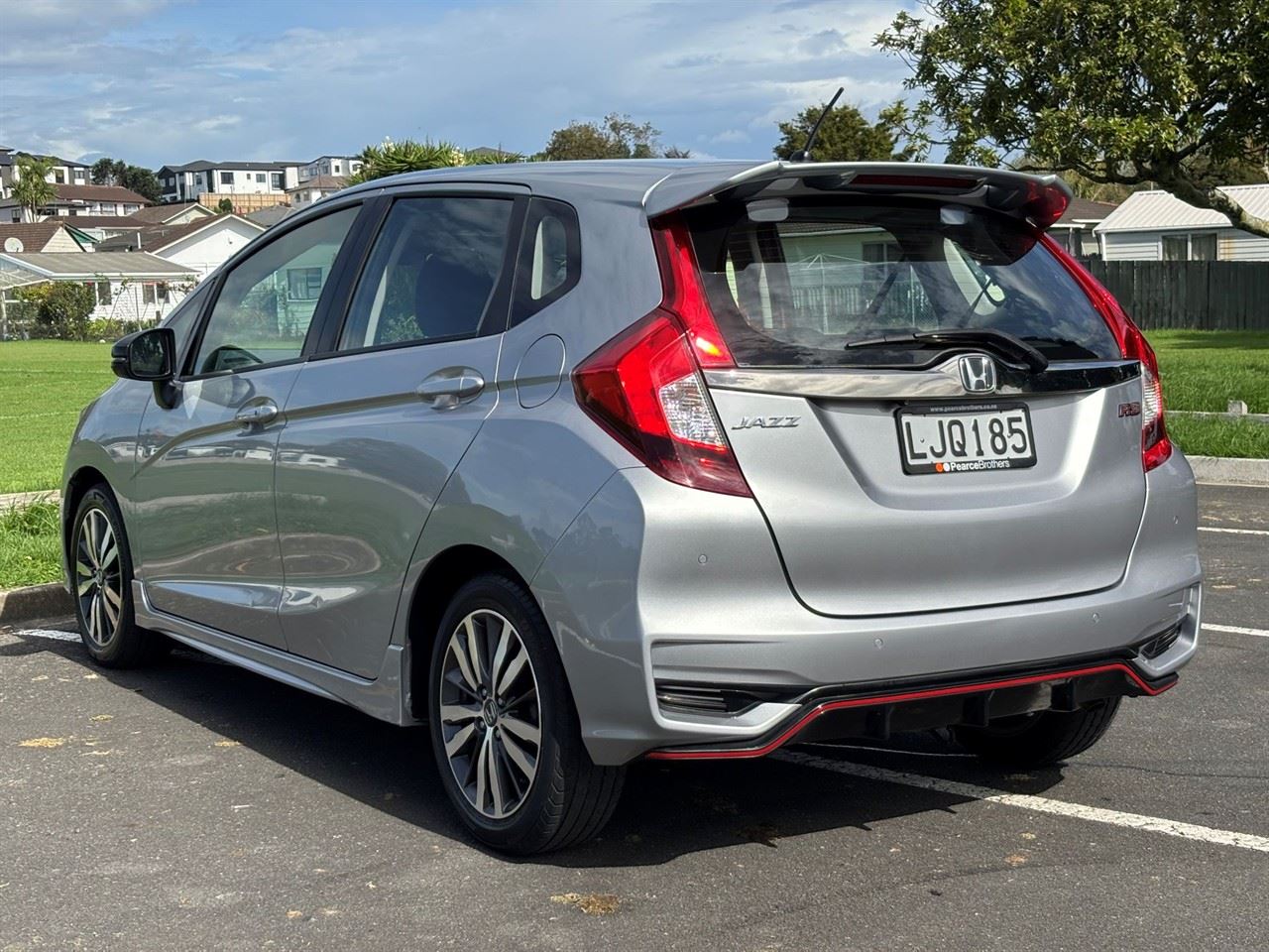 Vehicle image 3