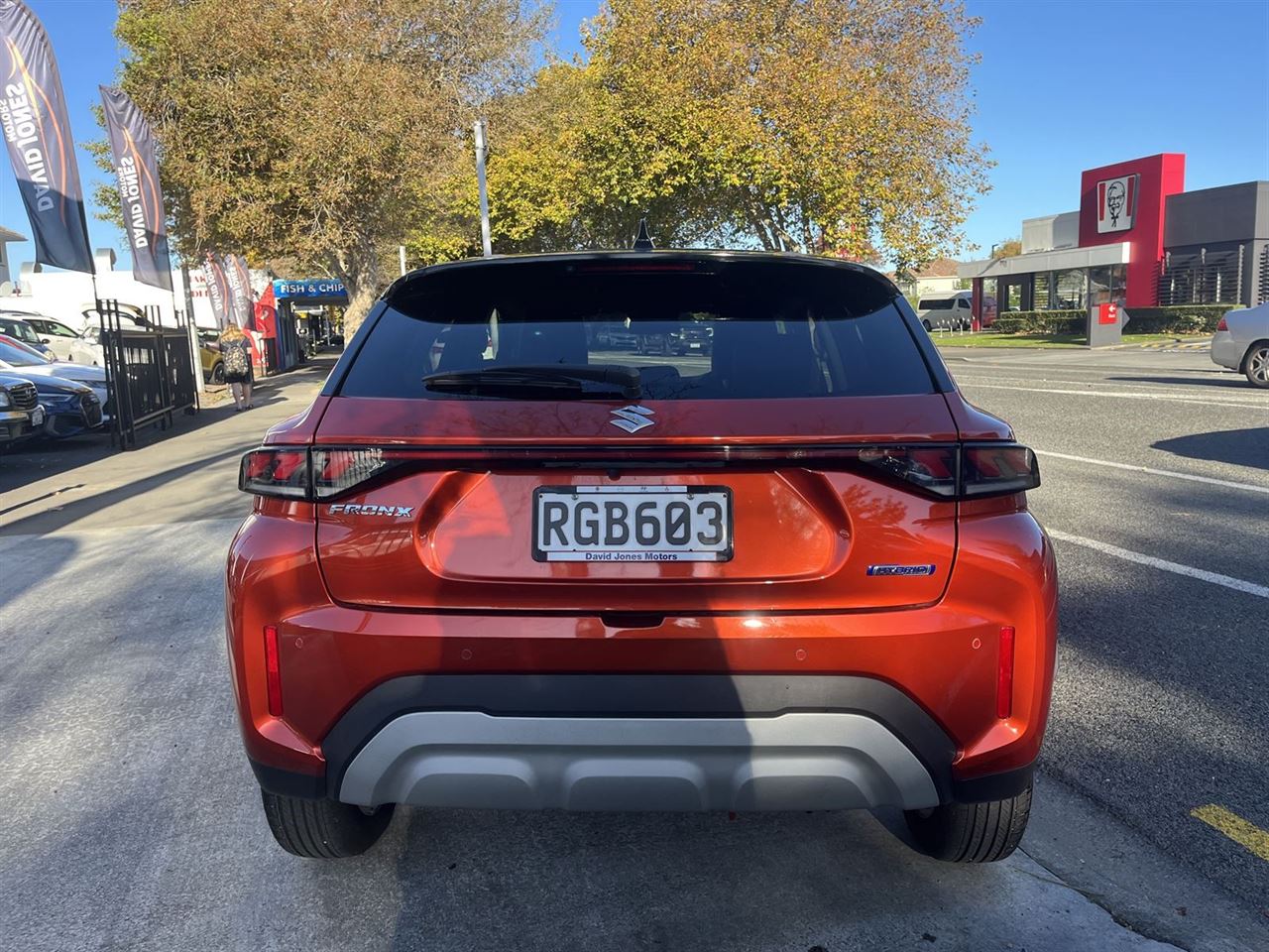 Vehicle image 5