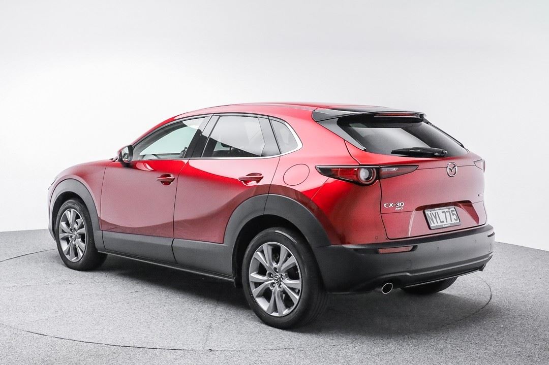 Vehicle image 4
