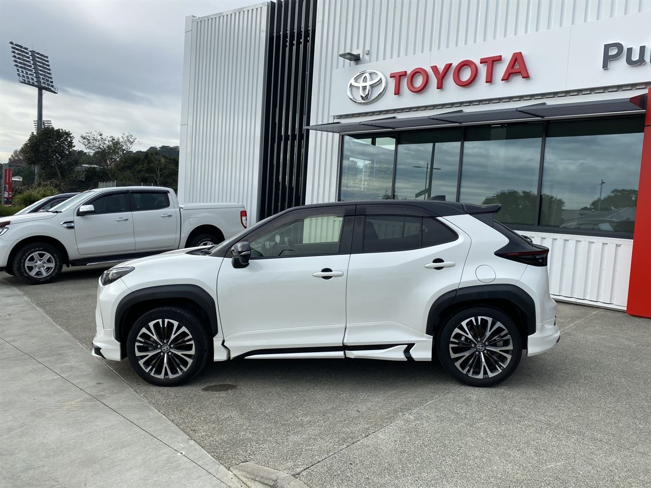 Vehicle image 2