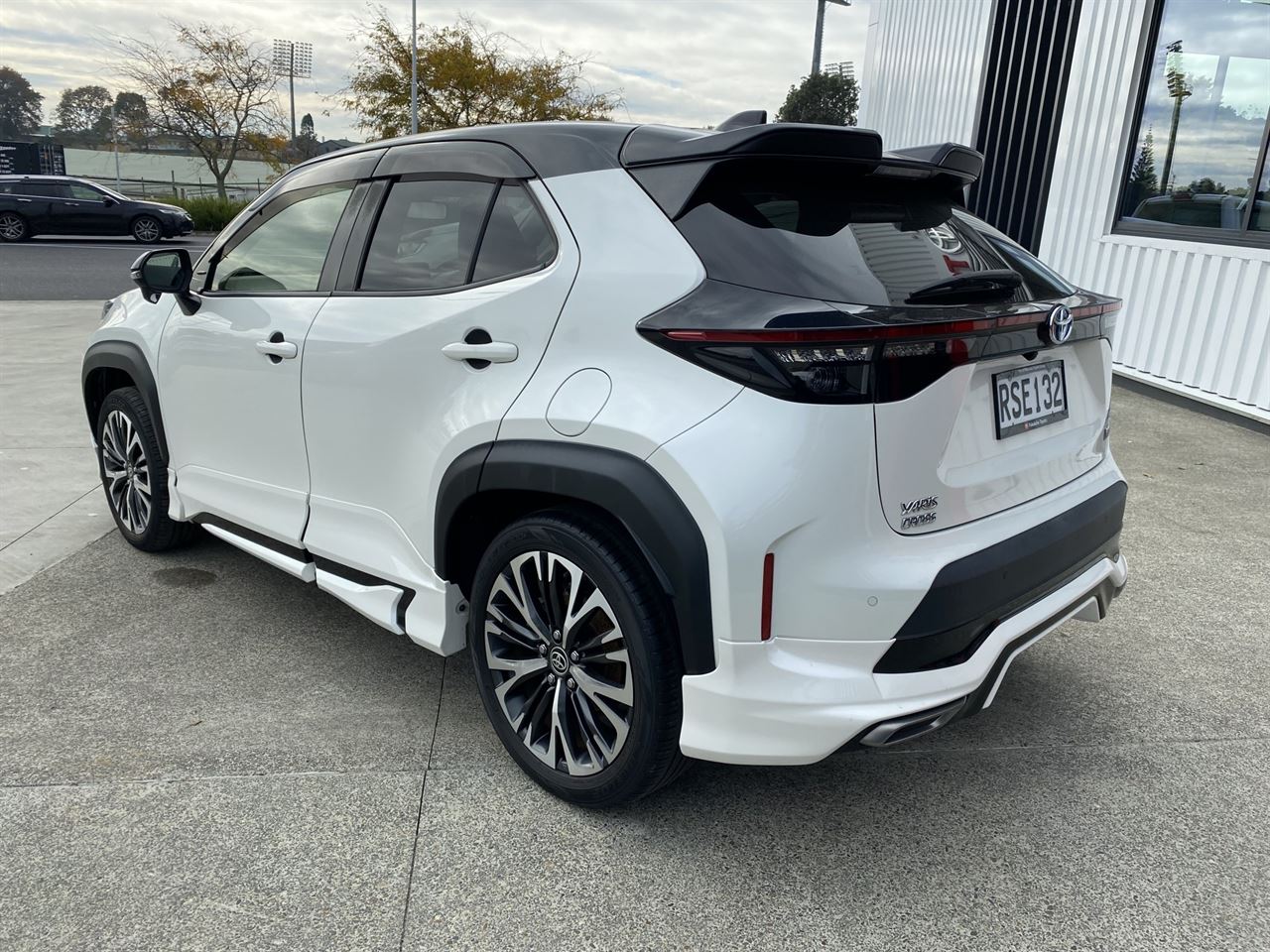 Vehicle image 3
