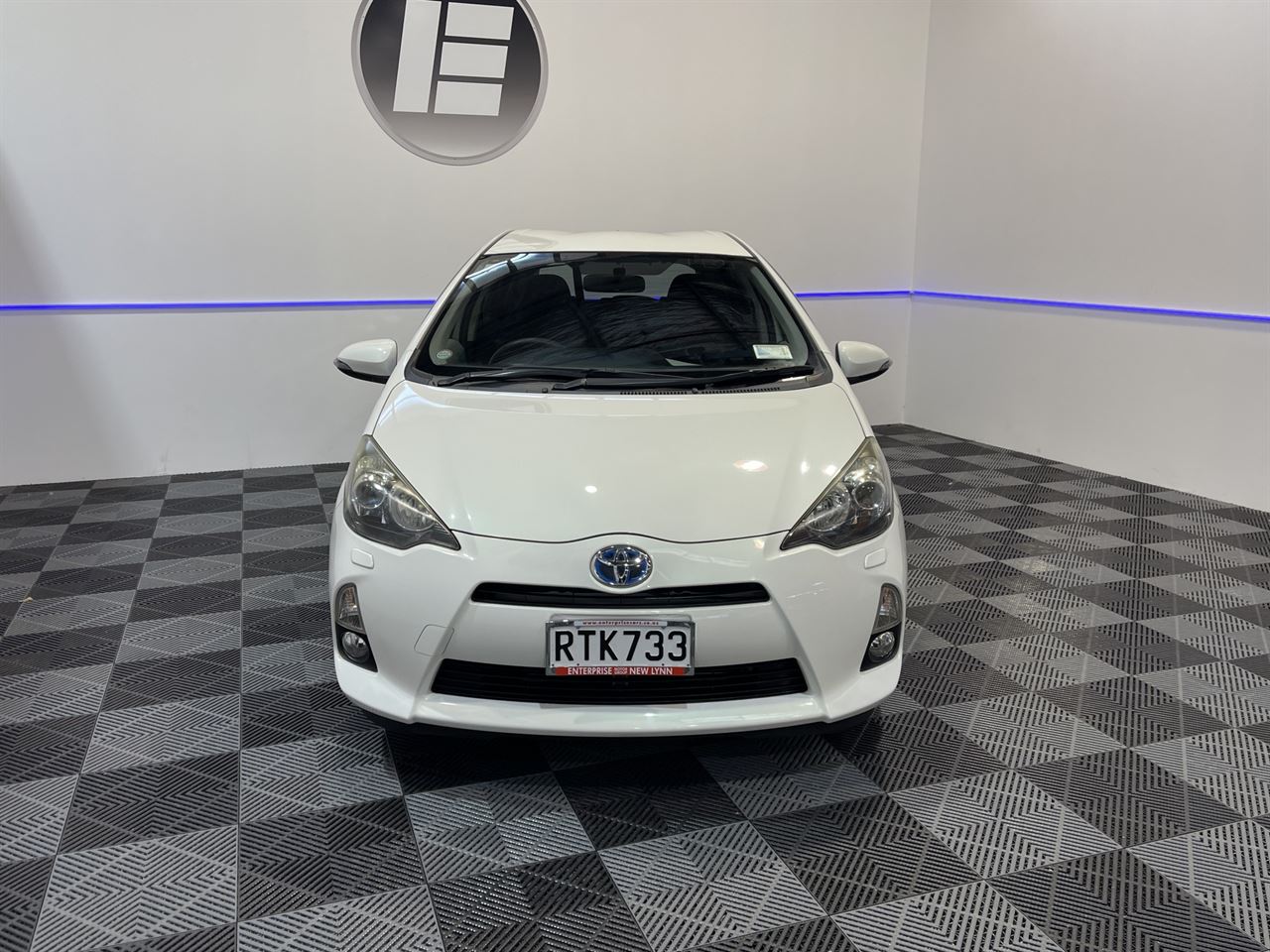 Vehicle image 2