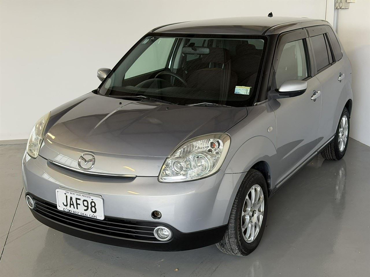 Vehicle image 3