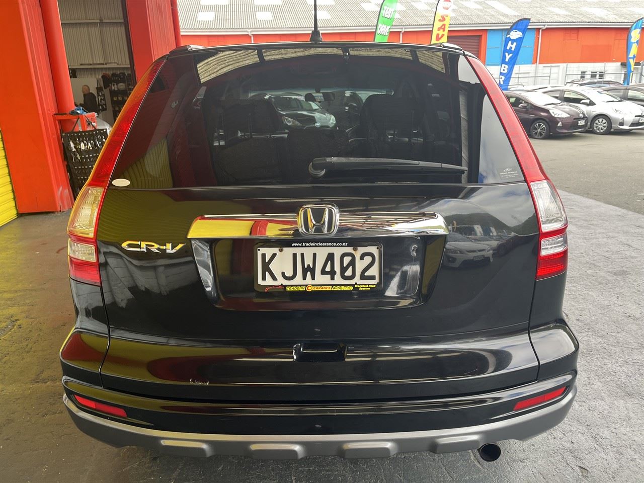 Vehicle image 5