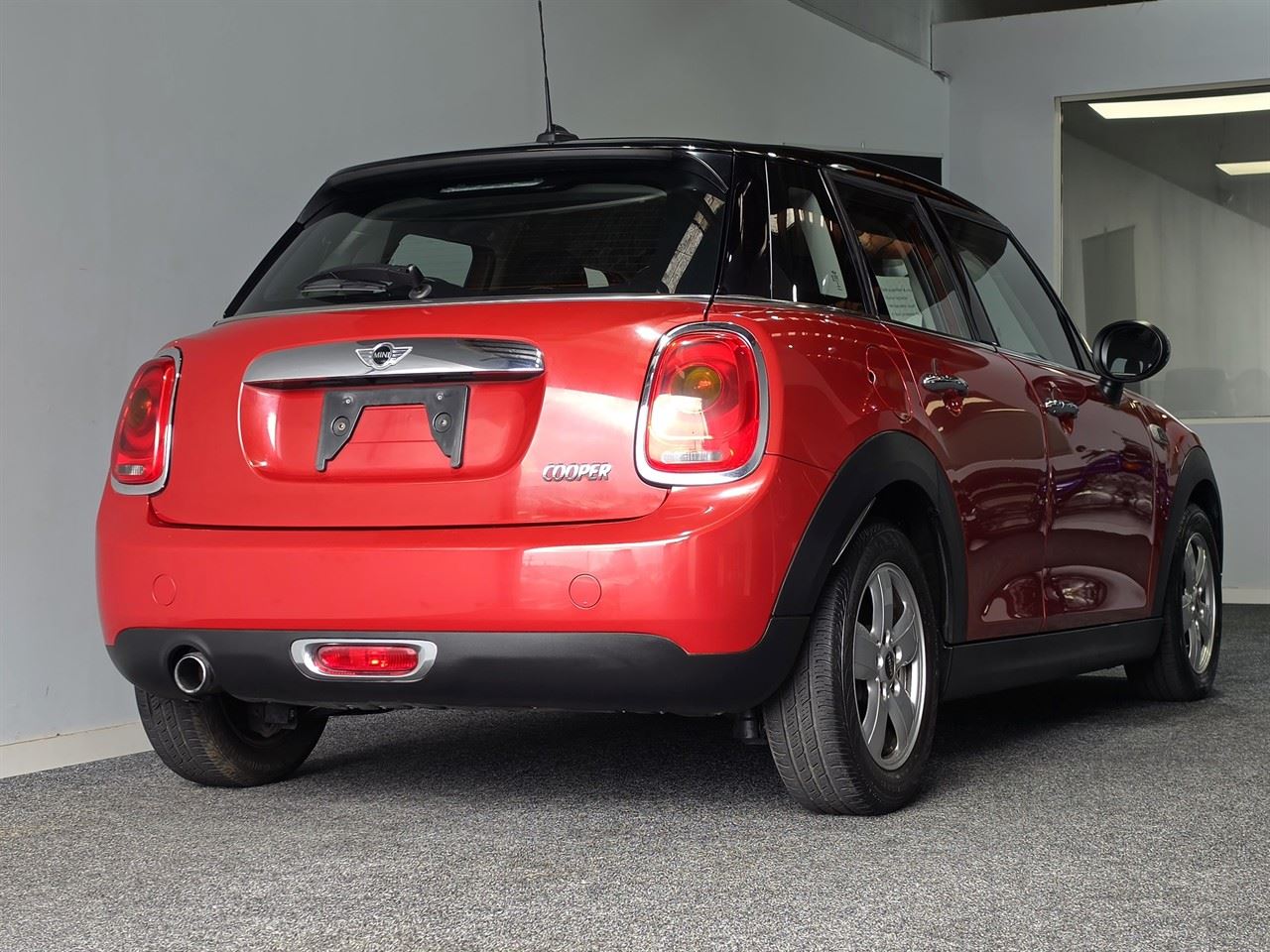 Vehicle image 2