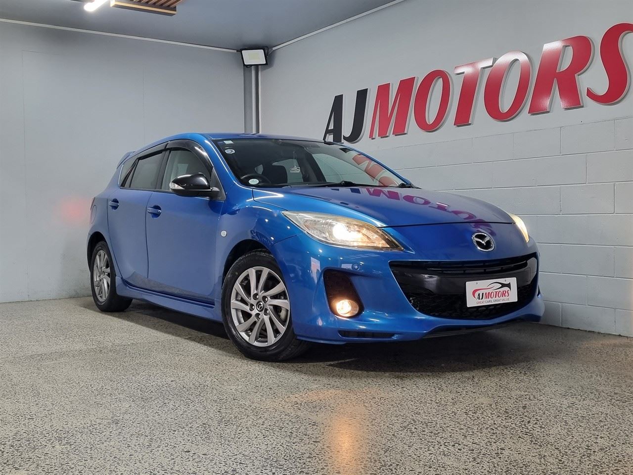 Vehicle image 1