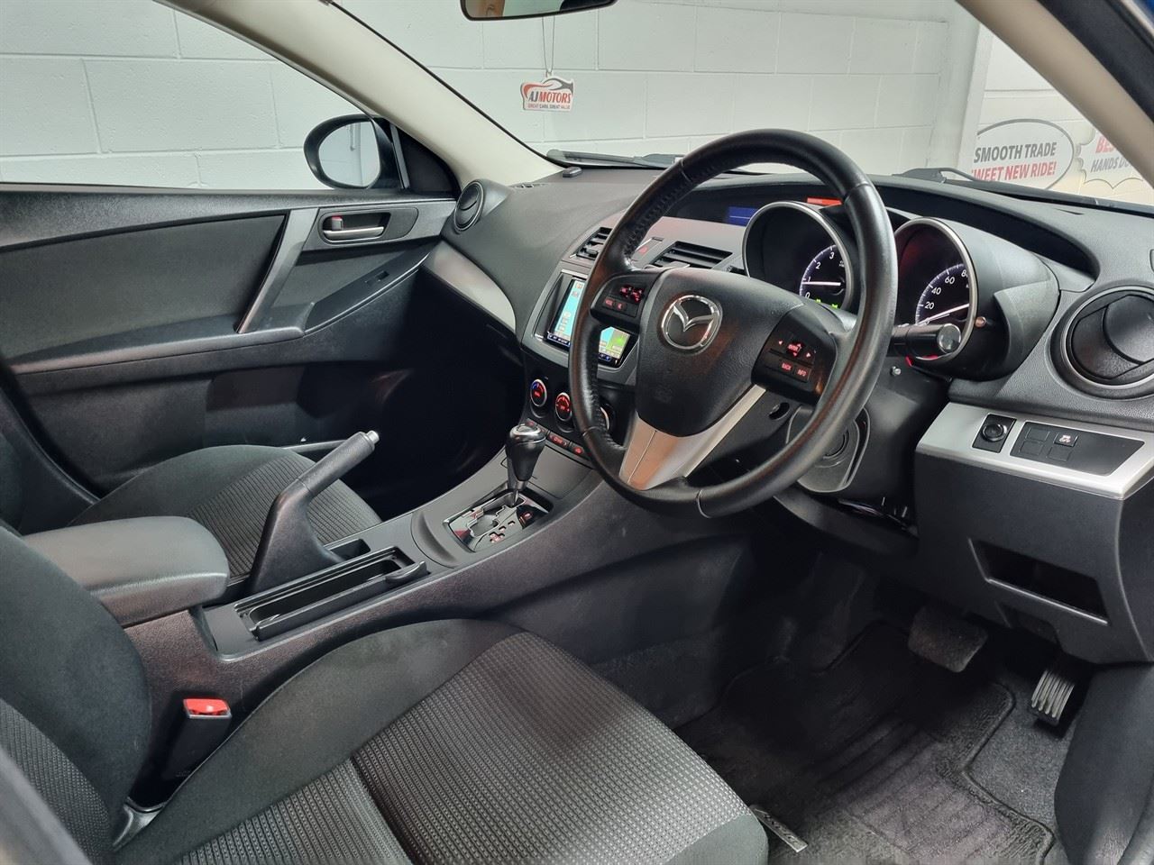 Vehicle image 3
