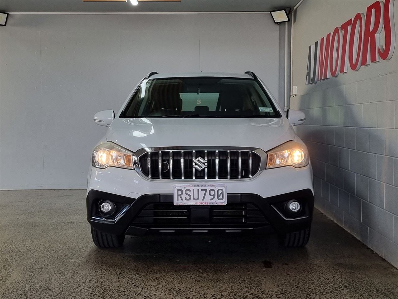Vehicle image 2