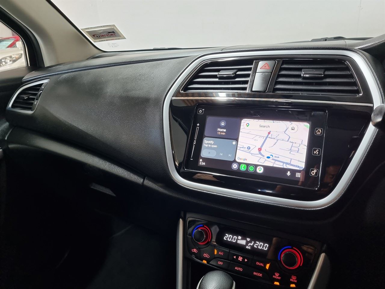 Vehicle image 3