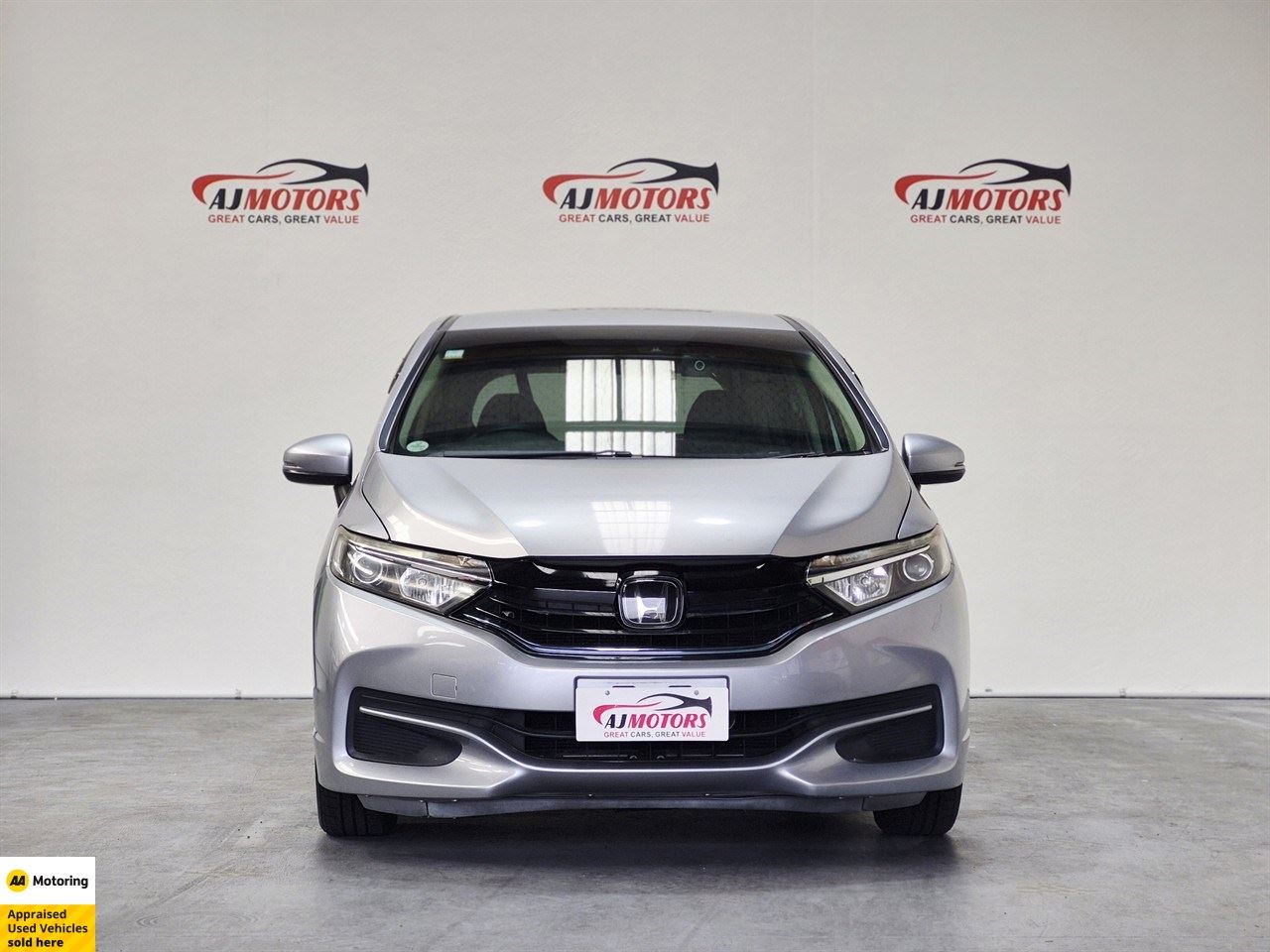 Vehicle image 2