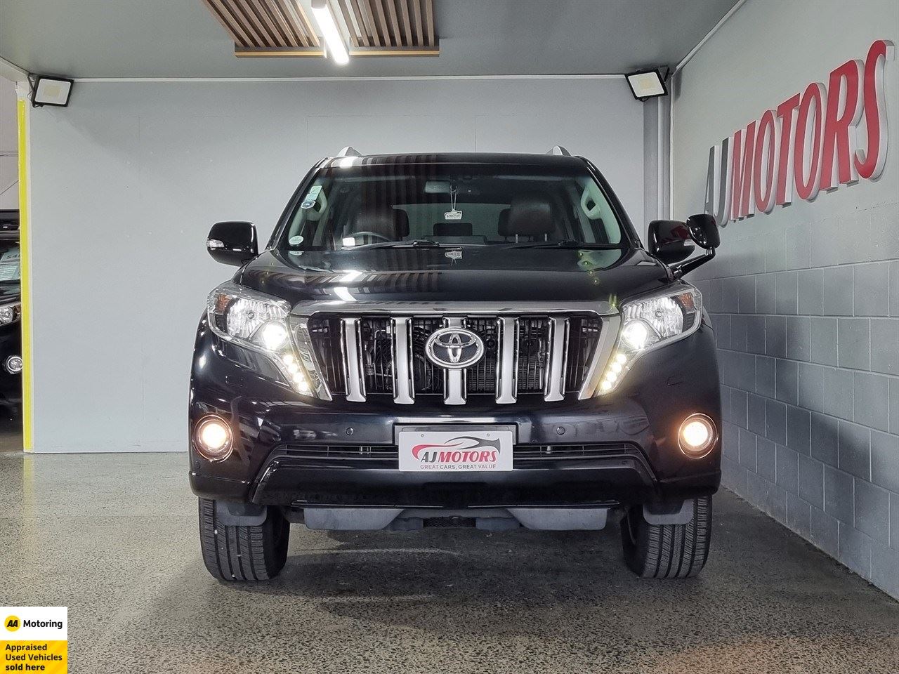 Vehicle image 2
