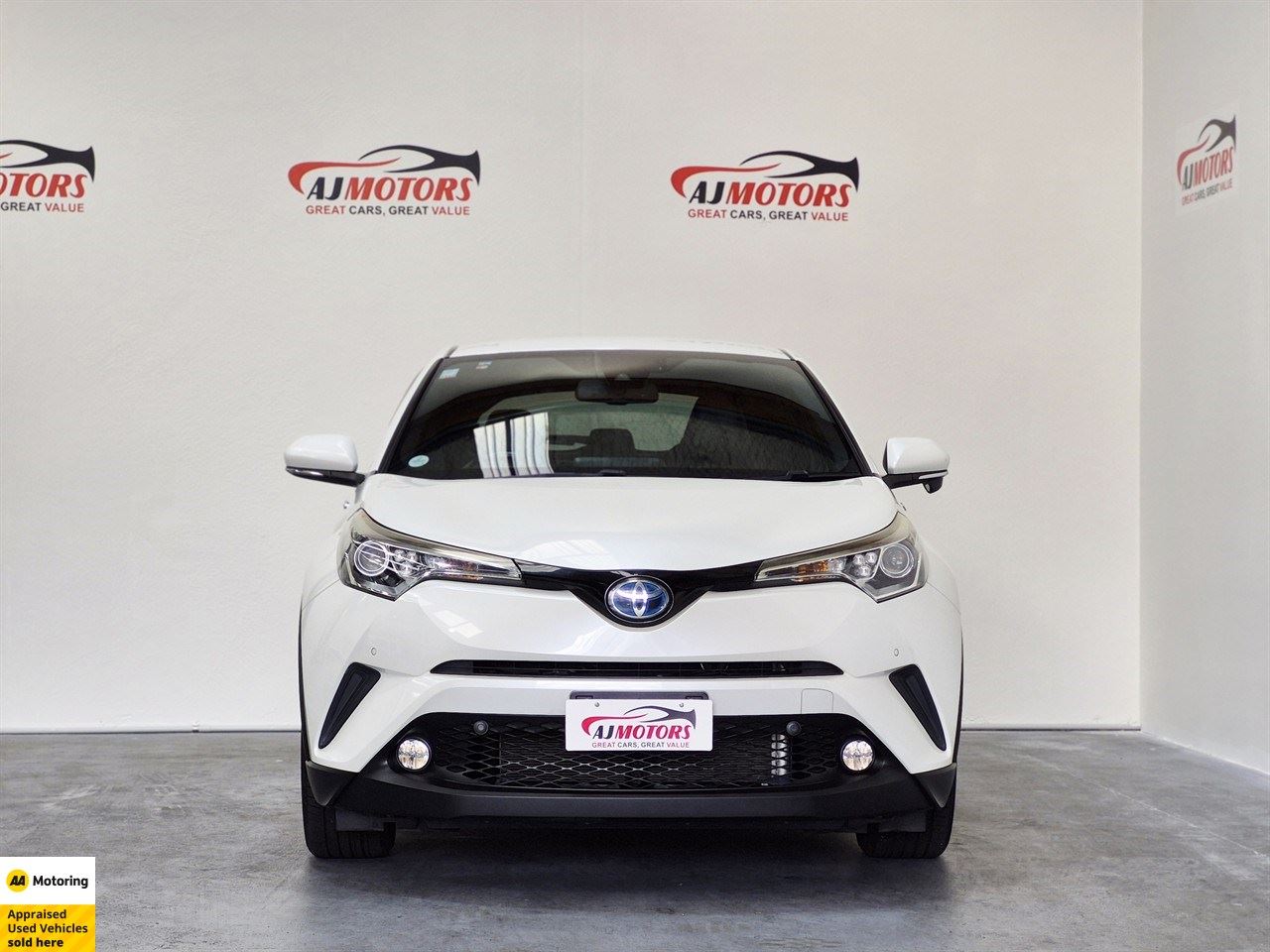 Vehicle image 2