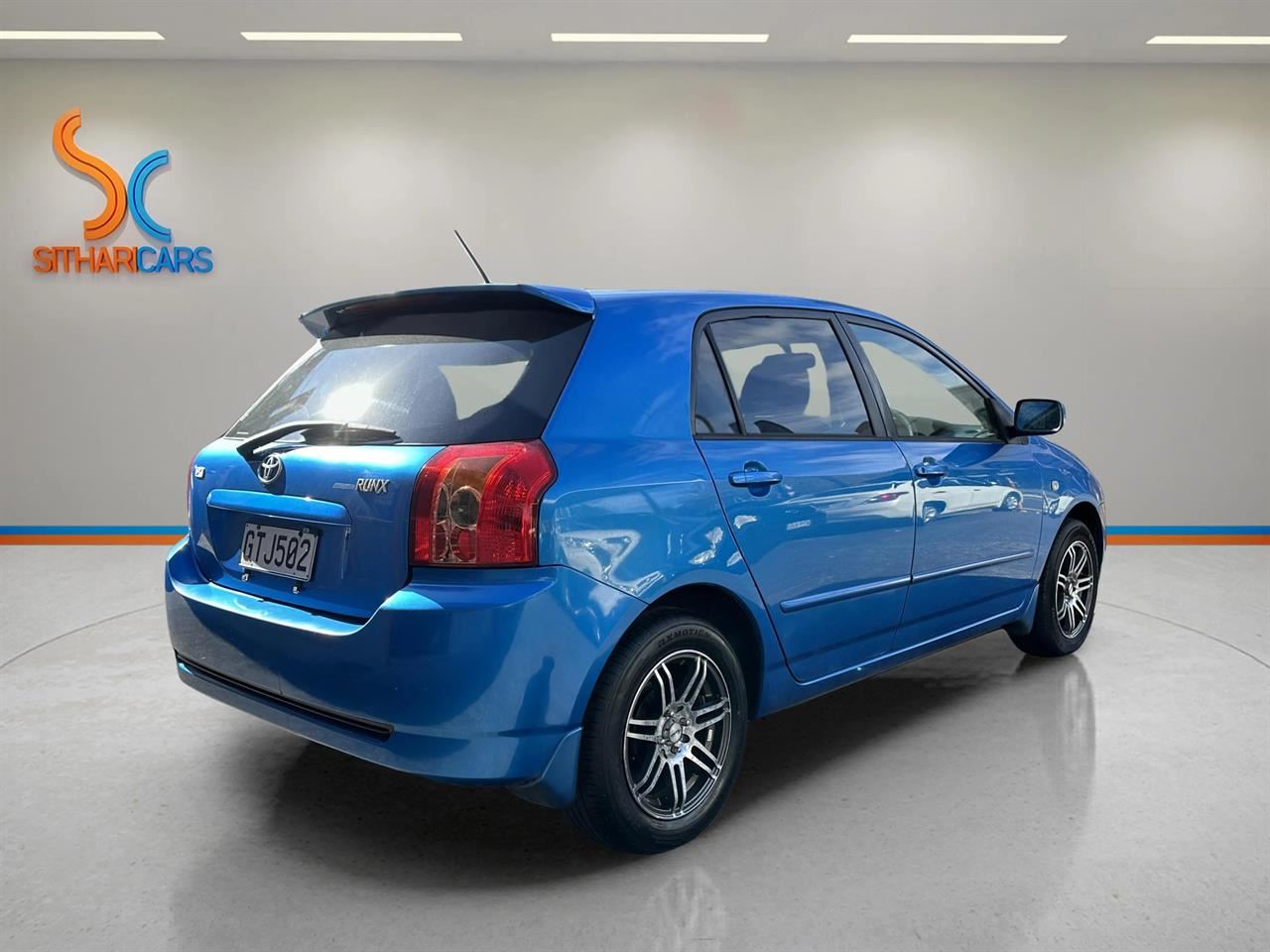 Vehicle image 4