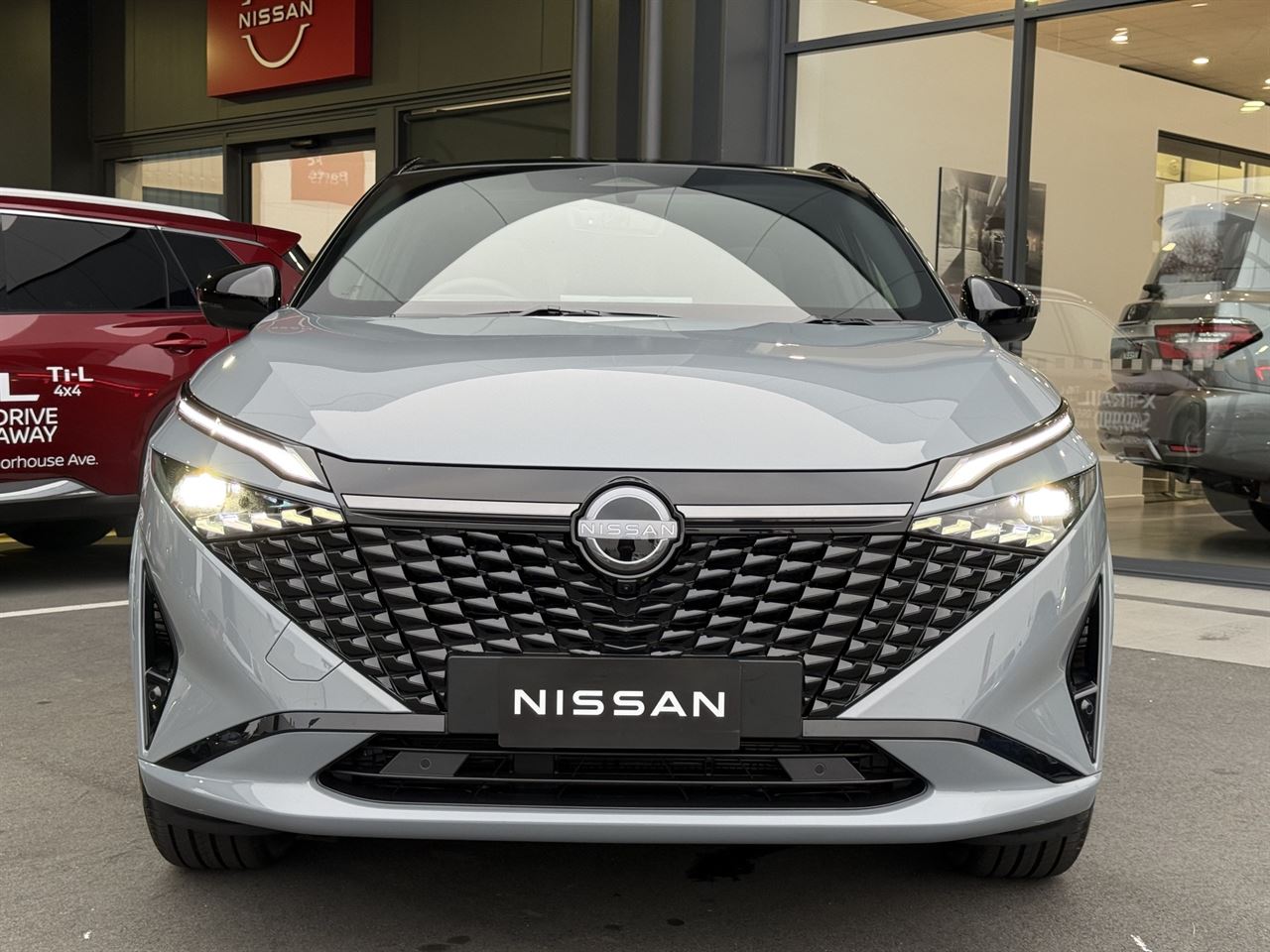 Vehicle image 2