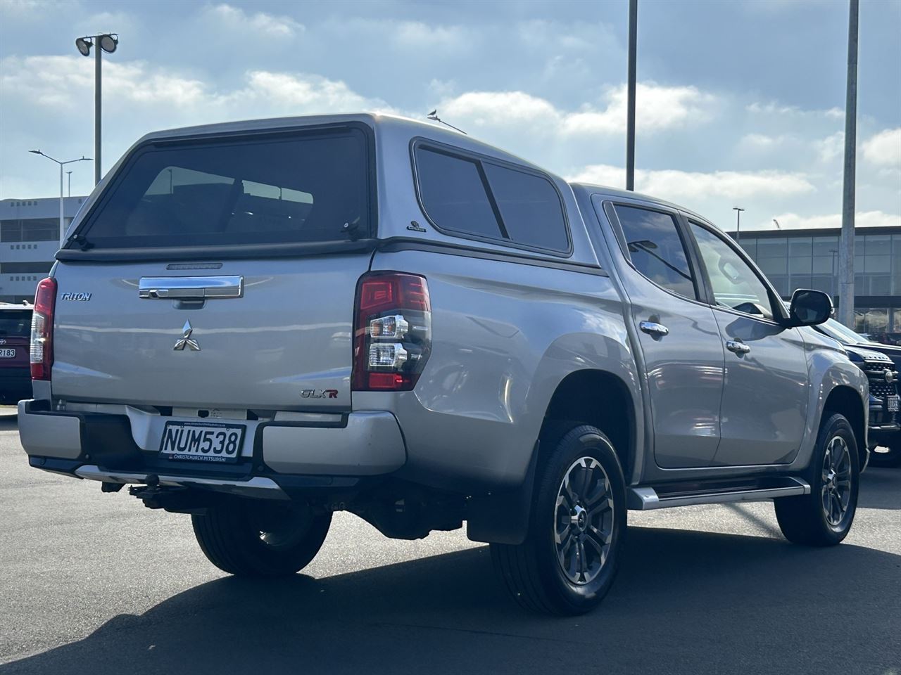 Vehicle image 3