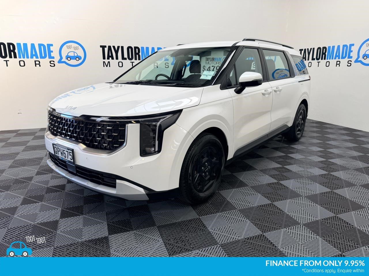 Vehicle image 3