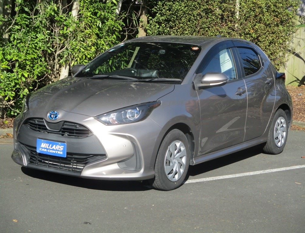 Vehicle image 5