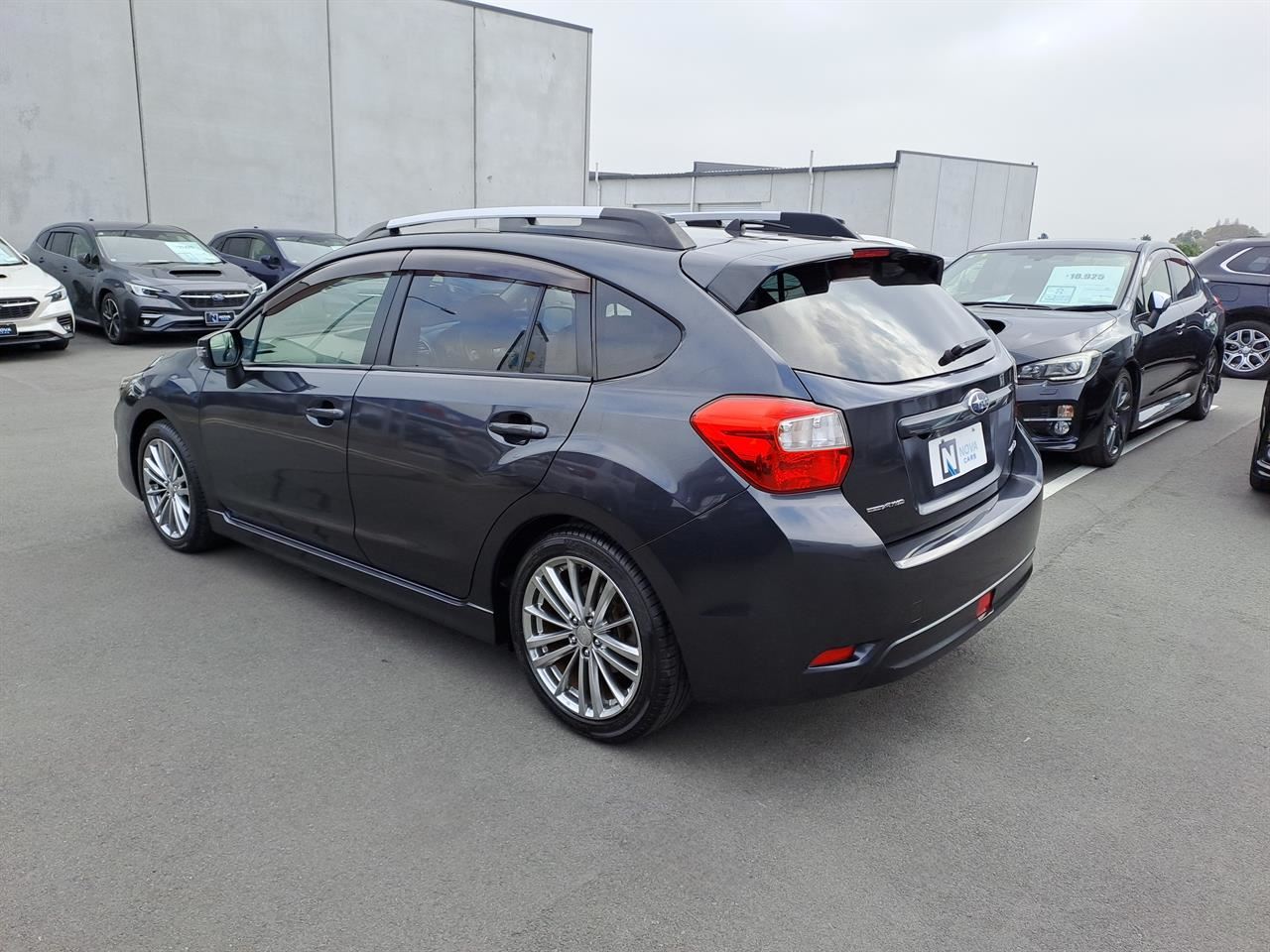 Vehicle image 5