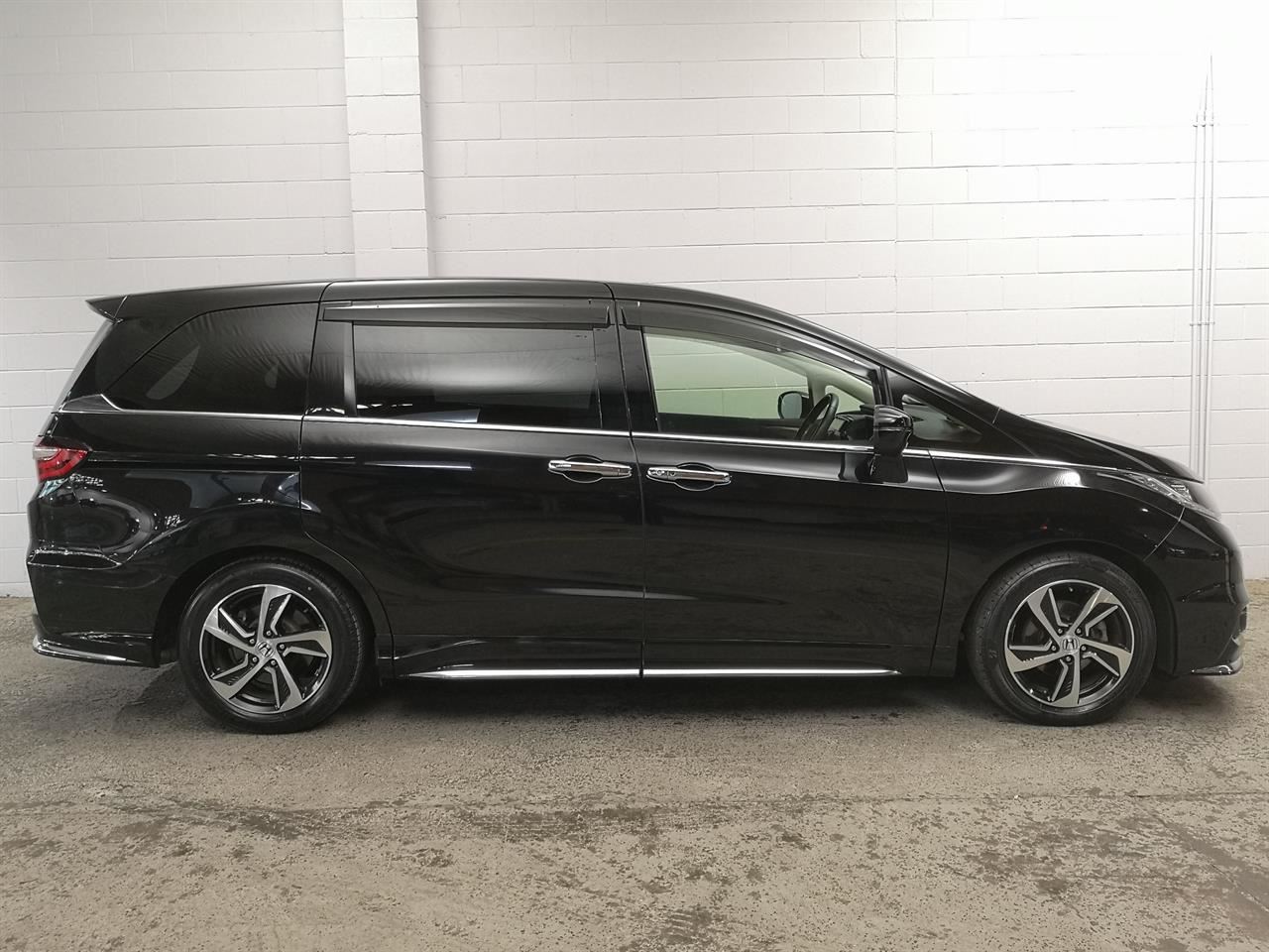 Vehicle image 3