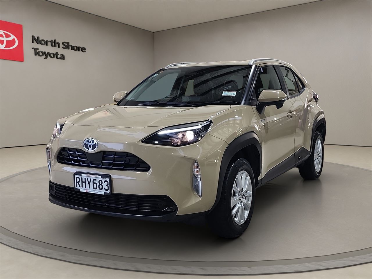 Vehicle image 3