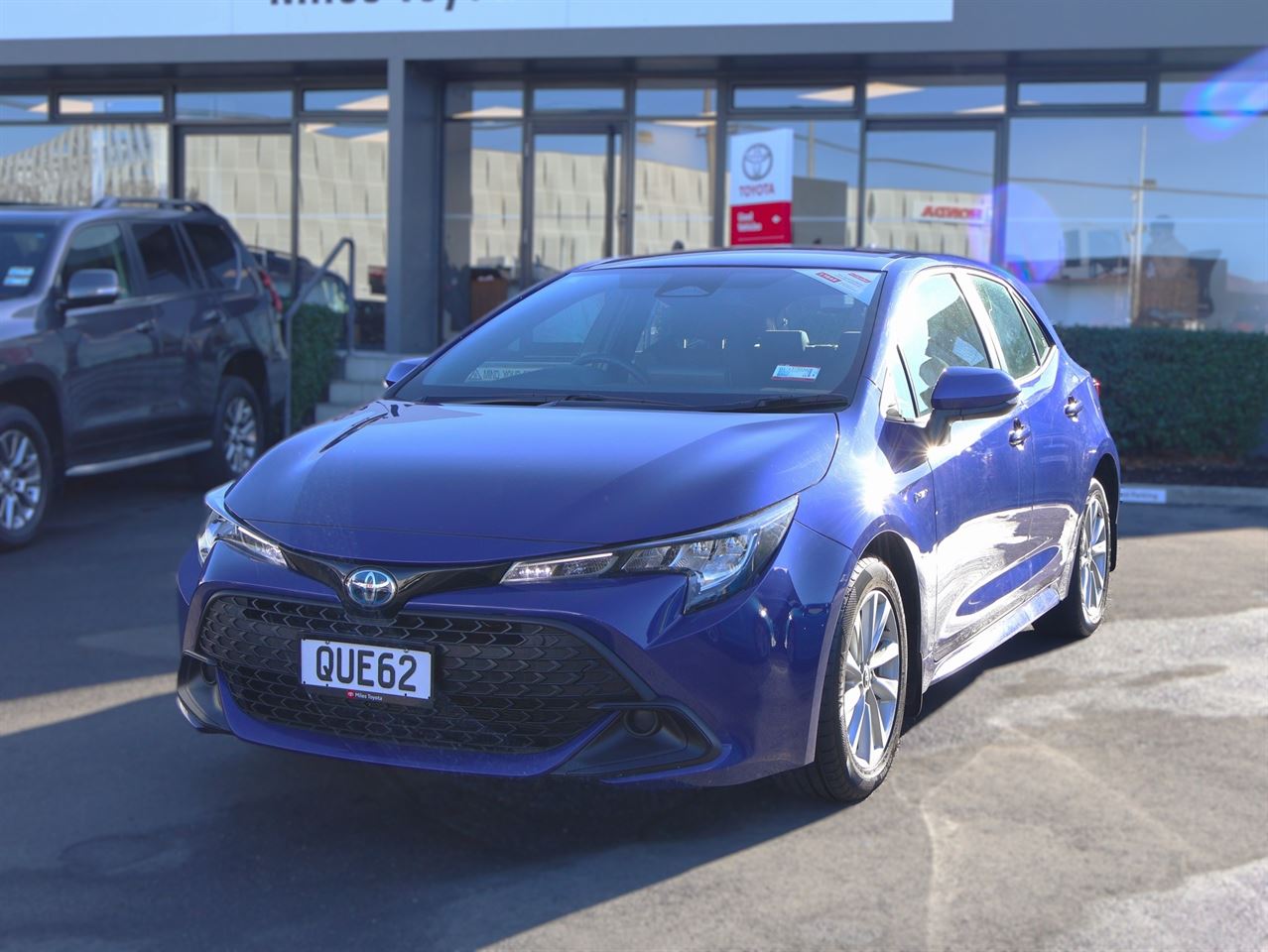 Vehicle image 3