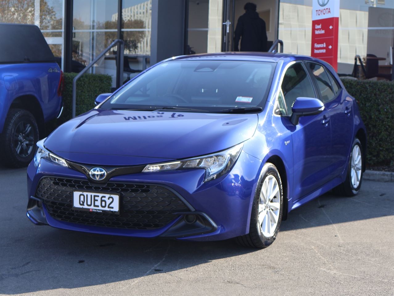 Vehicle image 3