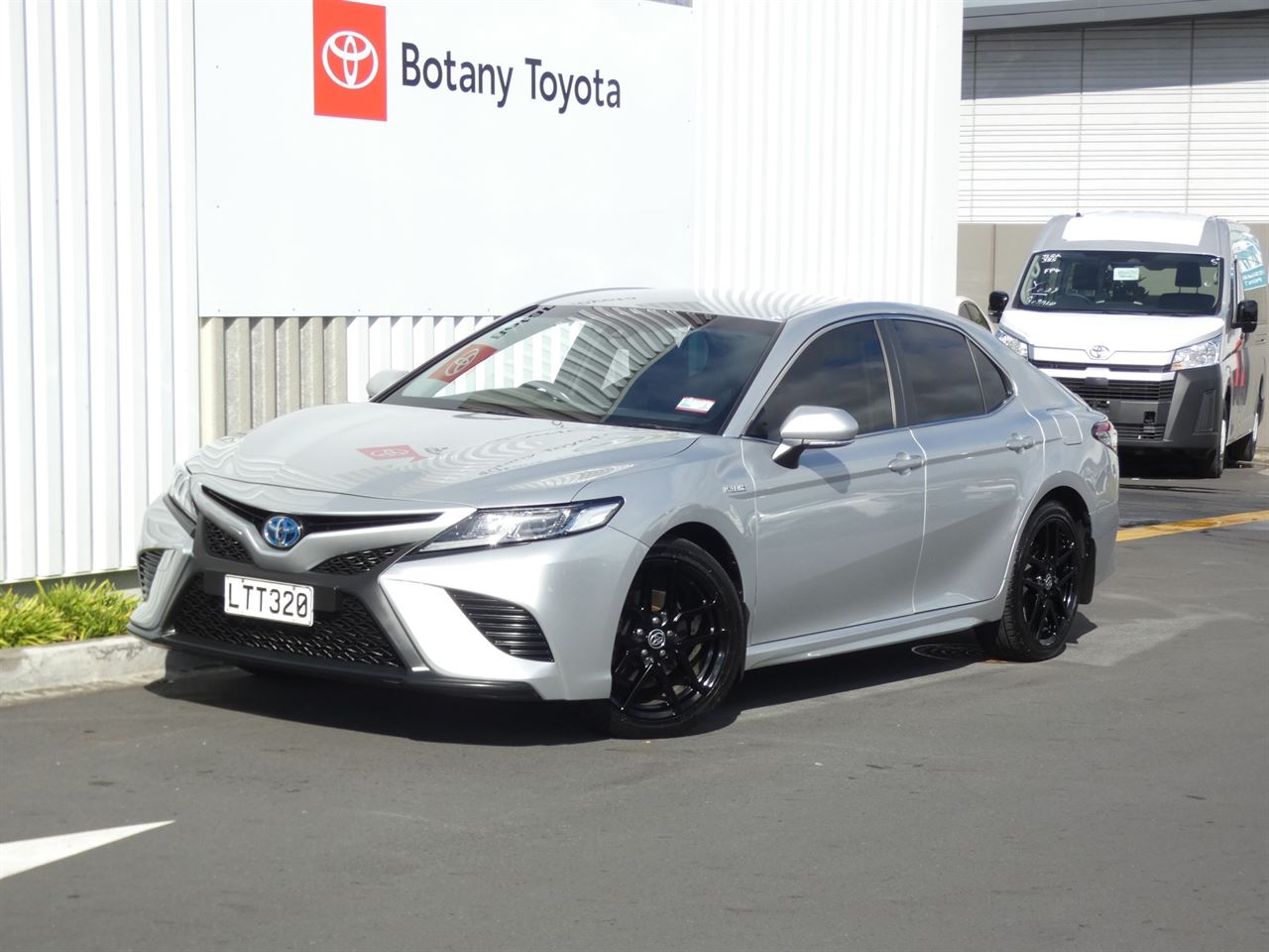 Vehicle image 1