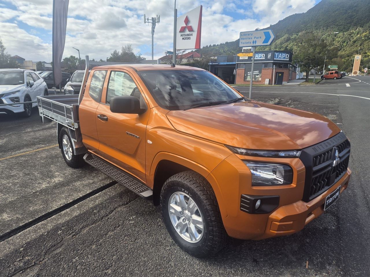 Vehicle image 1