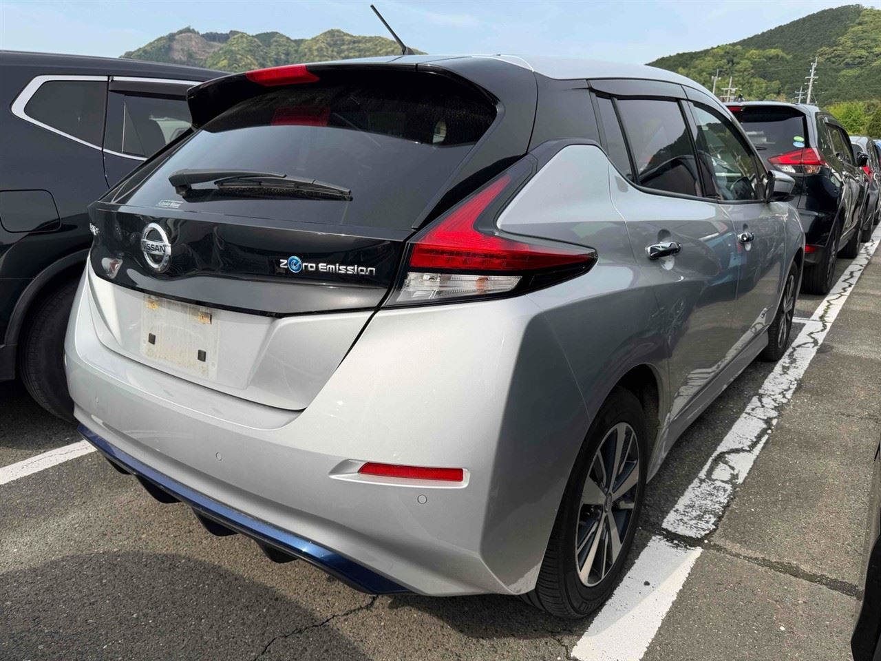 Vehicle image 2