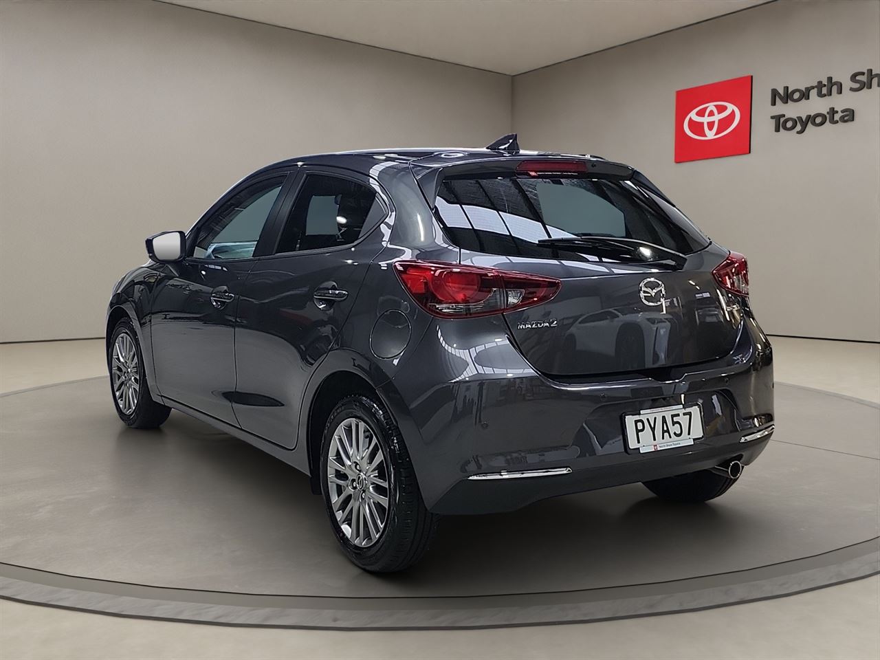 Vehicle image 5