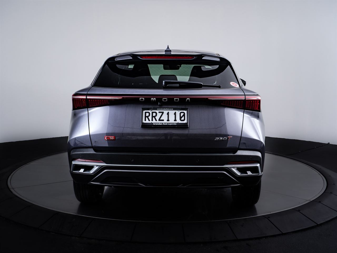 Vehicle image 4