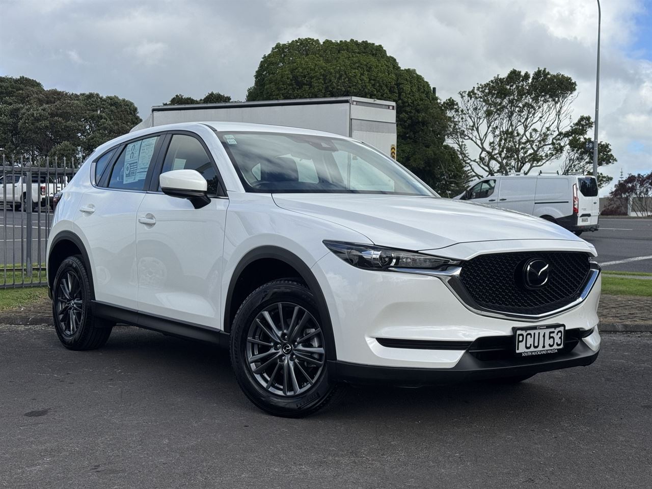 Vehicle image 3