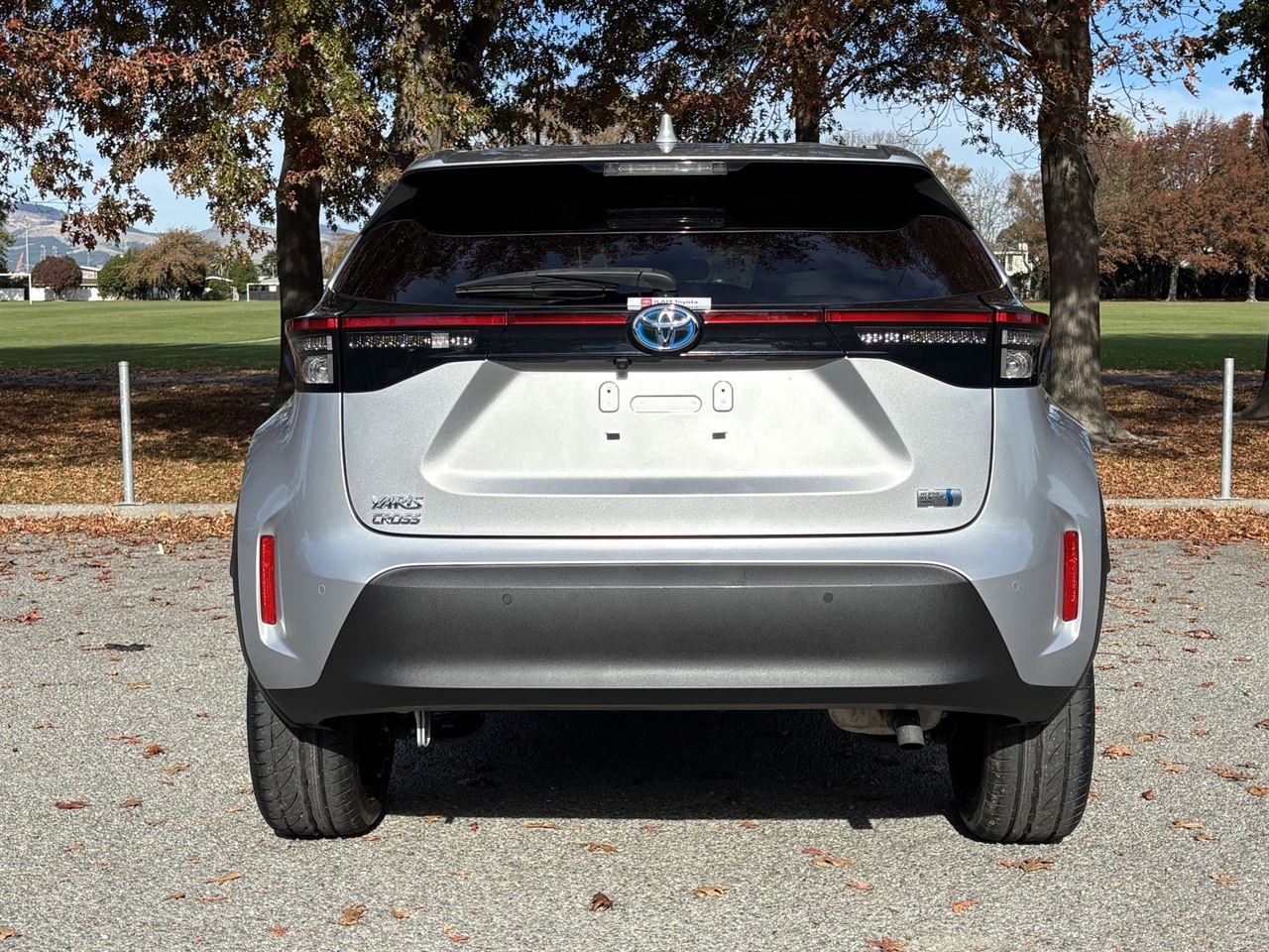 Vehicle image 4