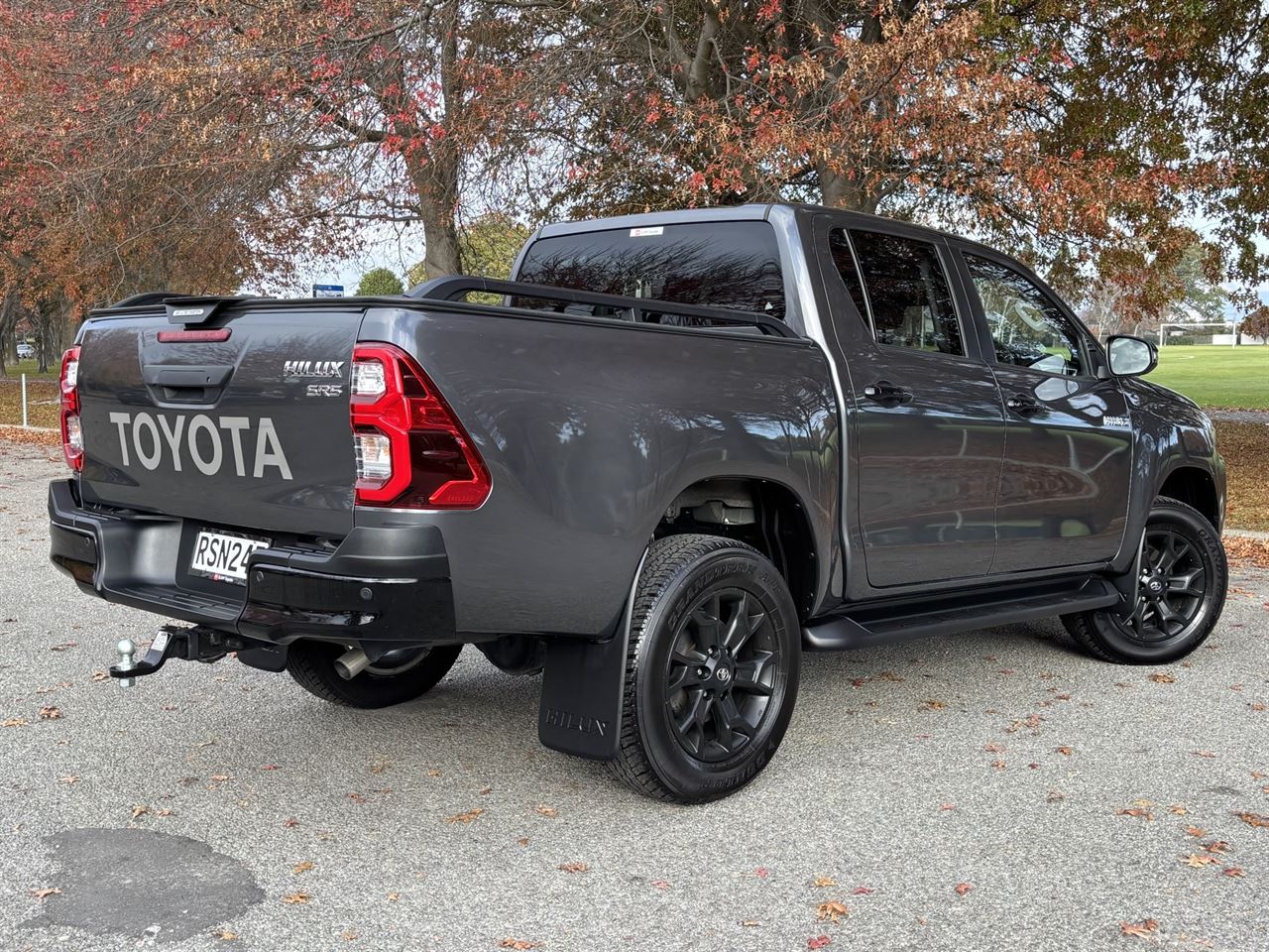 Vehicle image 5