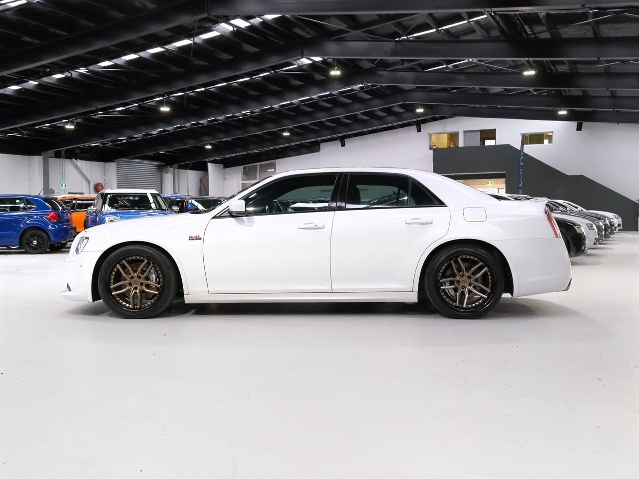 Vehicle image 5