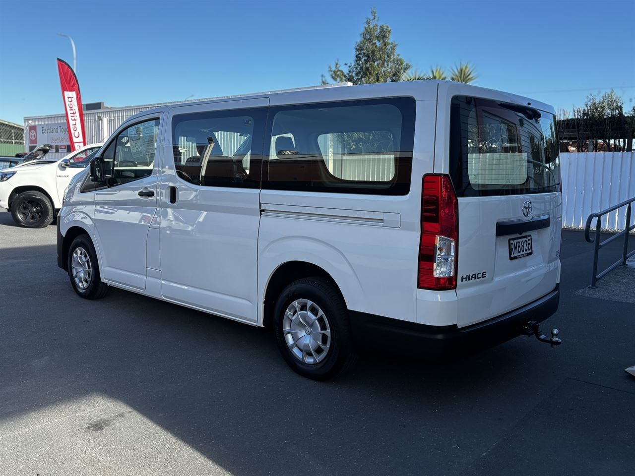 Vehicle image 5