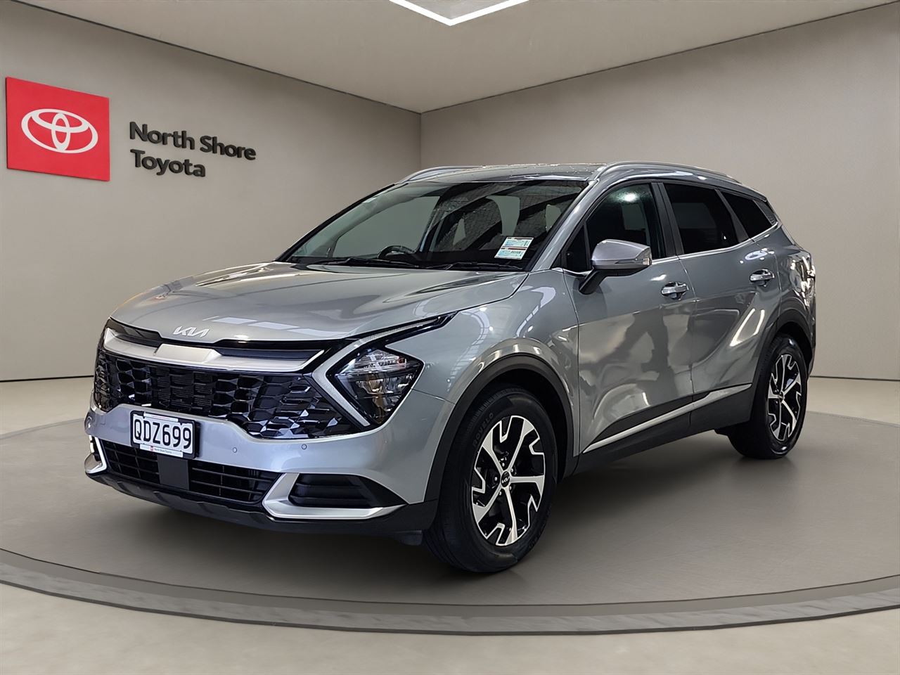 Vehicle image 3