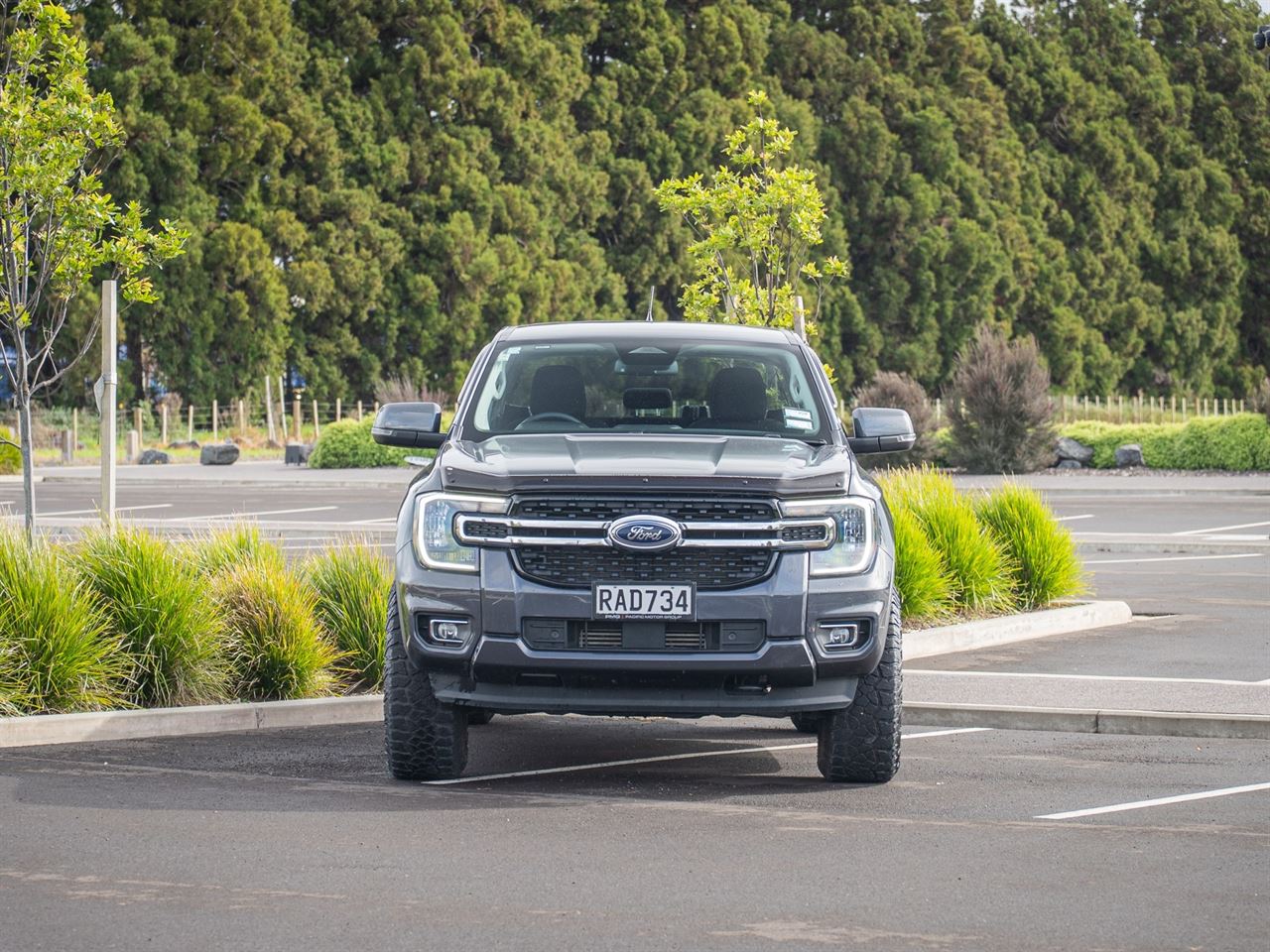 Vehicle image 4