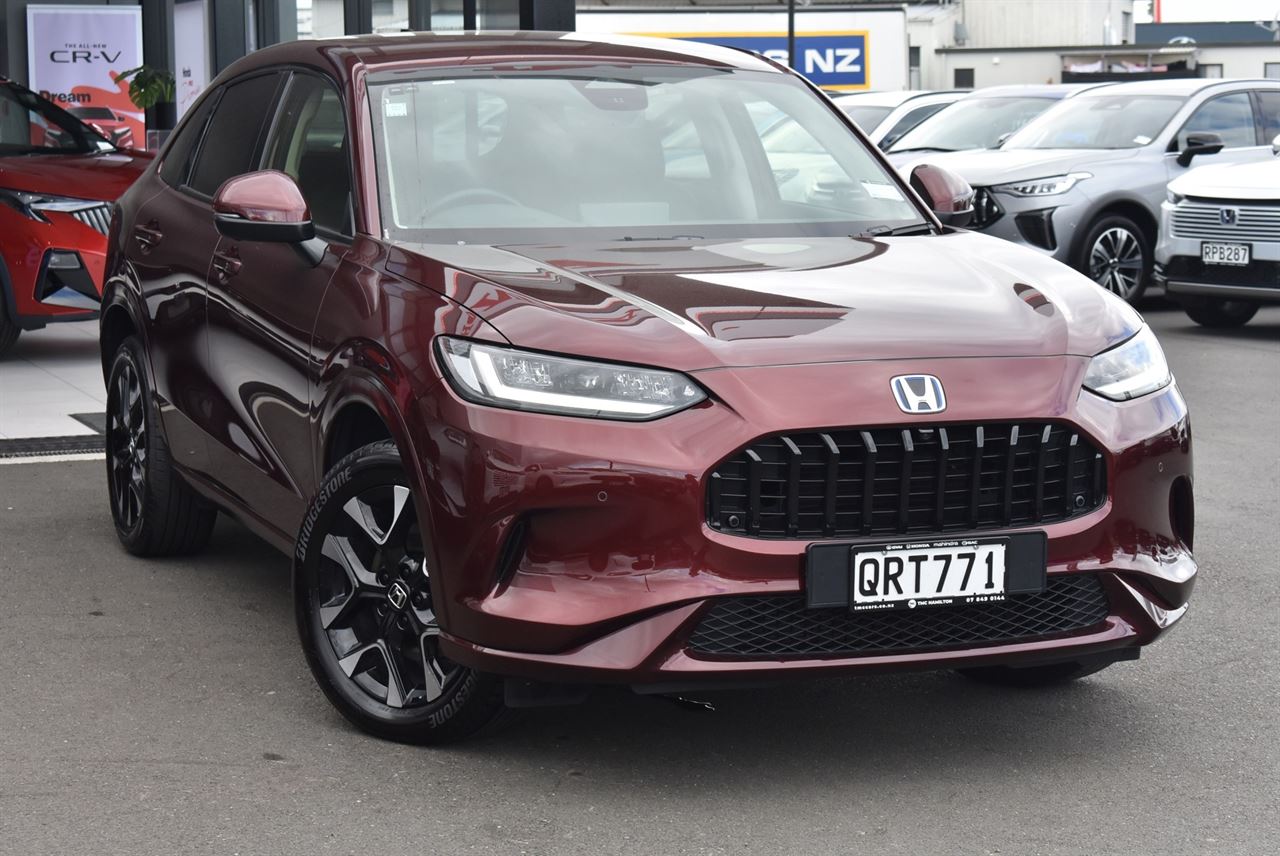 Vehicle image 4