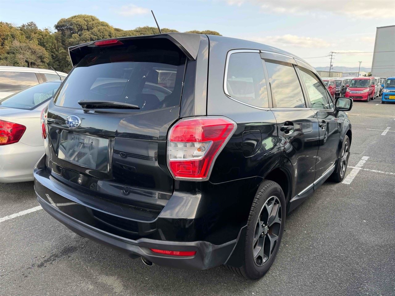 Vehicle image 4