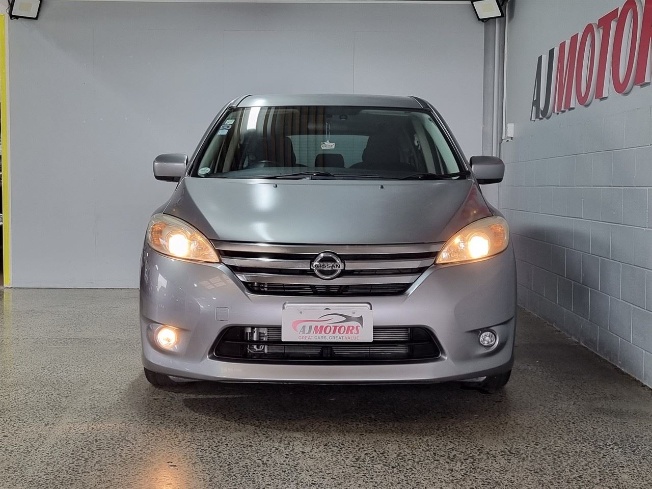 Vehicle image 2