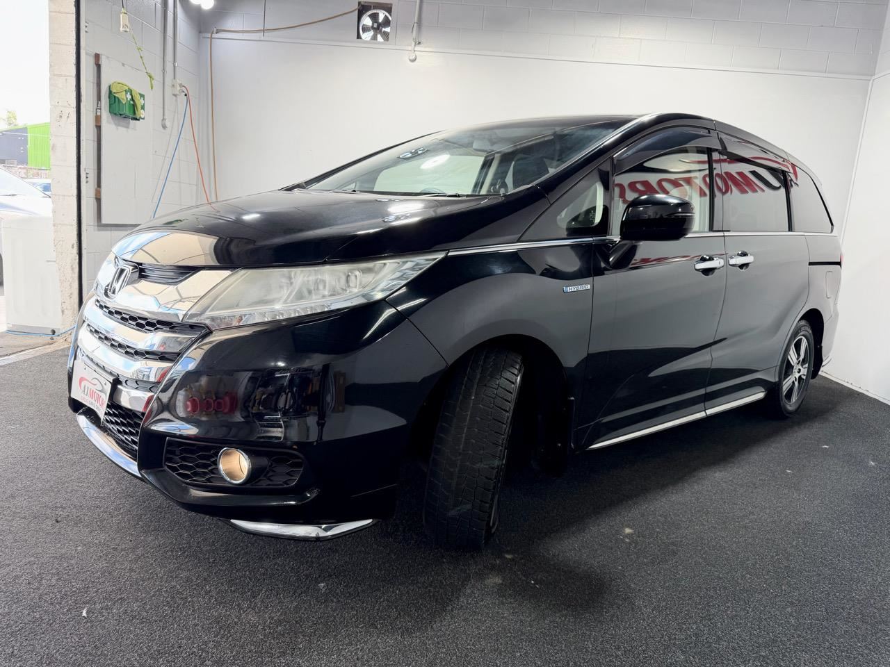 Vehicle image 3