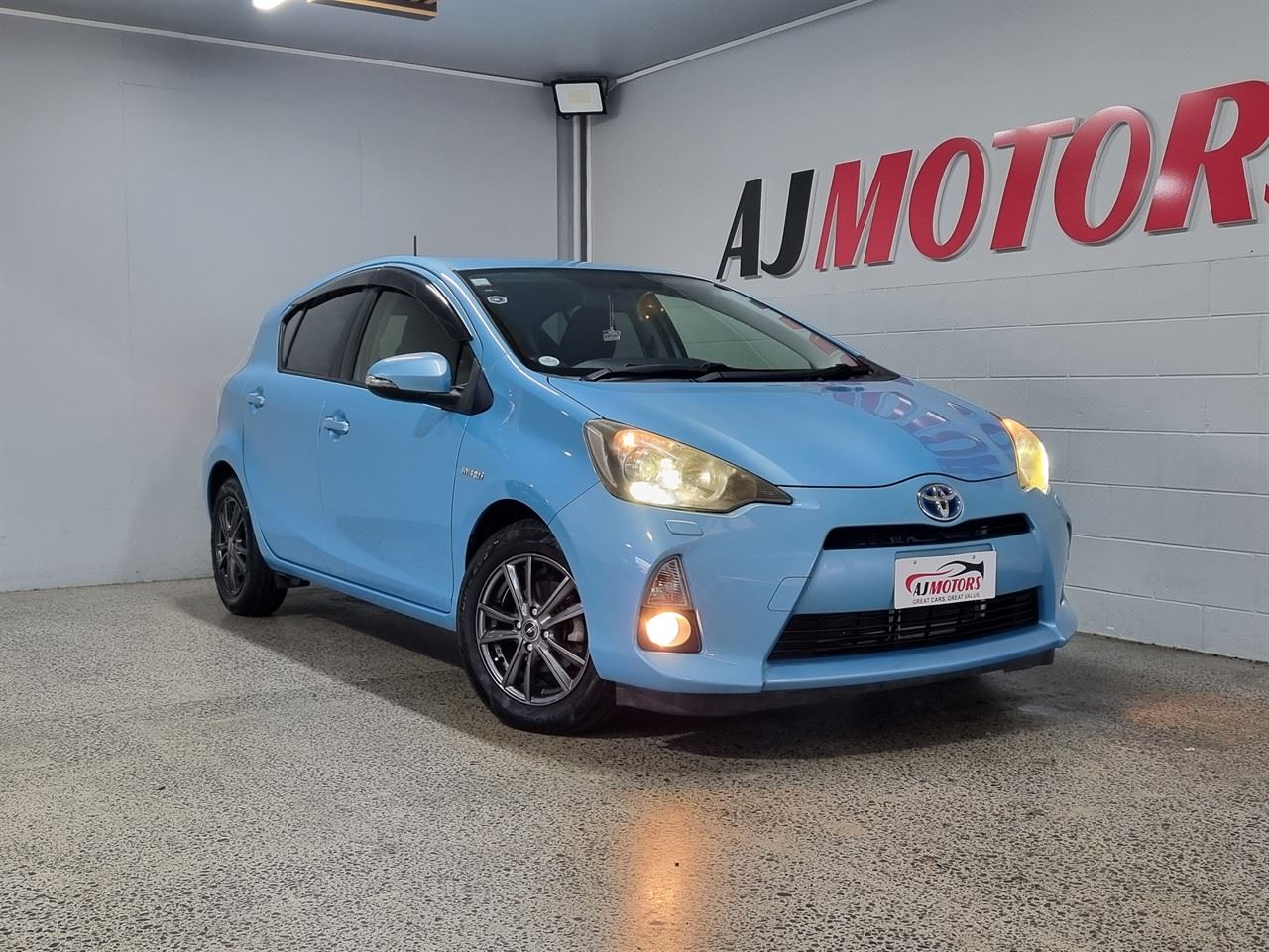Vehicle image 1